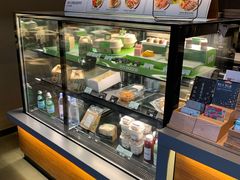 面包甜点陈列柜-星巴克(浙大紫金港校区店)