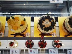 -花花卷卷·鲜食蛋糕(静安久光百货店)