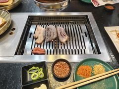 -臻牛烤肉
