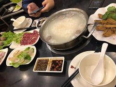 -吉友粥底火锅(方斜路店)