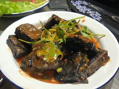 -马路牙子地桌烤肉(工体店)