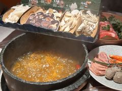 -芸山季·云南山珍菌火锅(人民广场来福士店)