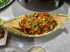-鲜榨果汁·啤酒鱼(环岛河店)