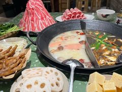 -五里关火锅(上海鑫耀·光环Live店)