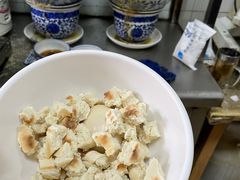 掰好的馍-清真·宏顺祥卤汁凉粉(大皮院店)