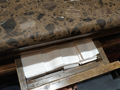 餐具摆设-小龙坎火锅(黄河店)