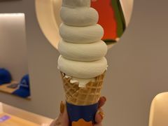 -Fridi Patisserie Cafe