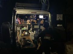 -鬼笑石后山停车场