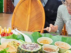 -沐毫傣泐云南菜孔雀宴•手抓饭傣味烧烤(曼听公园店)