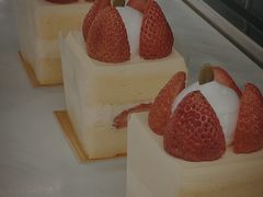 草莓蛋糕-Simple Yummy简单美味(上邦百汇城店)