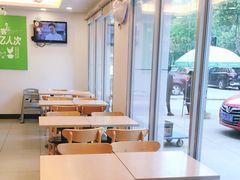 用餐区-老乡鸡(紫桐新村店)