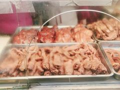 -老鼎万春卤菜(五代传承创始老店)