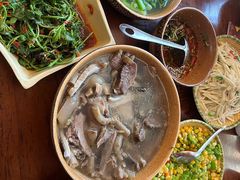 -汤锅大王(新平曹苏黄牛汤锅有限公司)