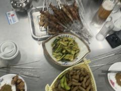 -小山羊功夫串·泰安烧烤·海鲜小炒老地摊店