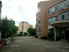 -上海浦东新区民办小白鸽幼儿园