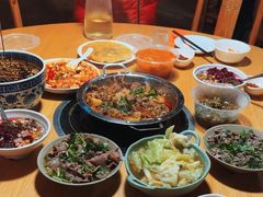 -大众跷脚牛肉馆·非遗传承单位(峨眉山店)