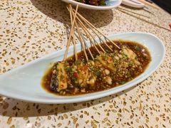 -小董哥烤串·爆汁大油边(故宫店)