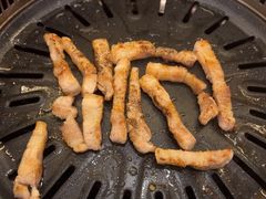 -明洞阿姨·韩式酱蟹烤肉·创意料理(三元桥店)