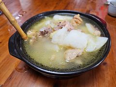 白果山药炖鸡-青城甲(青城山店)