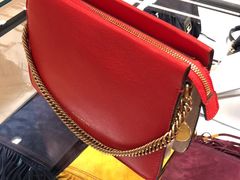-GIVENCHY(佛罗伦萨小镇奥莱店)