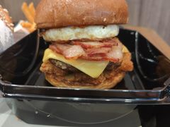 -The Habit Burger Grill 哈比特汉堡(世博店)