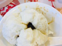 蜜汁叉烧包-点都德(北京路贰店)