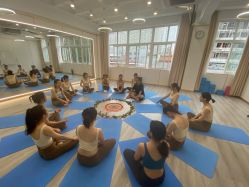 -亚太瑜伽普拉提学院