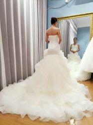 -Flora婚纱礼服定制租赁店