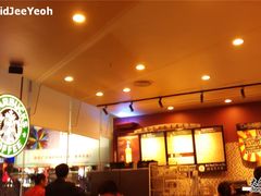 大堂-星巴克臻选(深圳华强北茂业店)