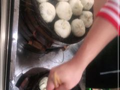 -舒小笼松针小笼包