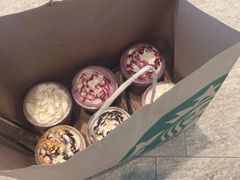 -星巴克(上海虹桥新天地二店)