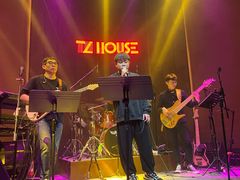 -TZ House音乐现场(来福士中心店)