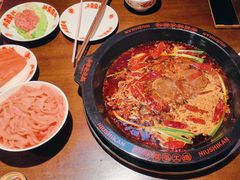 -牛市坎火锅(建设路店)