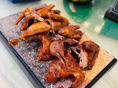 -五谷芳乳鸽王(梅沙老店)