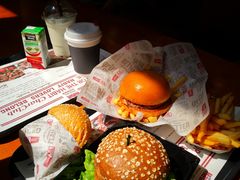 素食汉堡-The Habit Burger Grill 哈比特汉堡(复兴soho店)