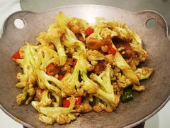 干锅有机花菜-谢先生酒店·椒宴集(沙湖店)
