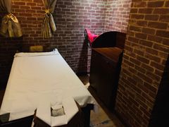 -莱蔻·圣灸堂·推拿艾灸(天山店)