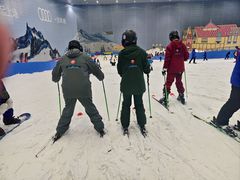 -广州热雪奇迹