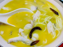 -九锅一堂酸菜鱼(新南凯德直营店)