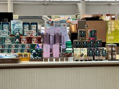 -星巴克(上海虹桥站2A检票口)