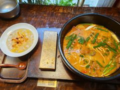 -银米·云南传统过桥米线(双廊黑金冠店)