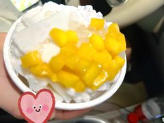 招牌椰子冰-冰椰岛椰冰(亚龙湾店)