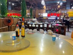 -三亚火车头万人海鲜广场