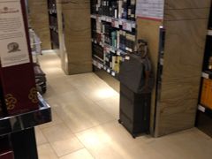 -万宁(新城市广场店)