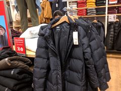 -优衣库(广州番禺万达广场店)