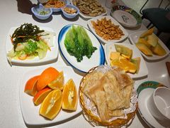 -小鱼小牛(世欧广场店)