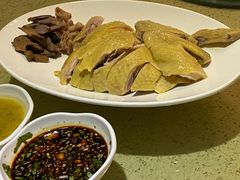 清远白切鸡-铜锣湾·有麝自然香(重庆新天地店)