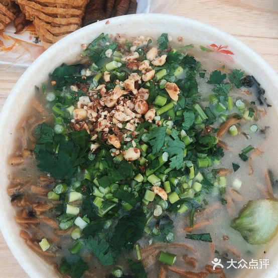 李记山野菜杂面条(郑州总店)