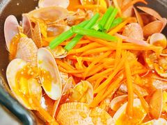 花蛤煲-何妹湿辣牛肉·粤式烧烤砂煲(桂雅路店)