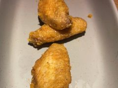 -蜜桃餐厅·伴山(绿宝广场店)